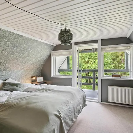 3 Bedroom Amazing In Ferienhaus Fåborg